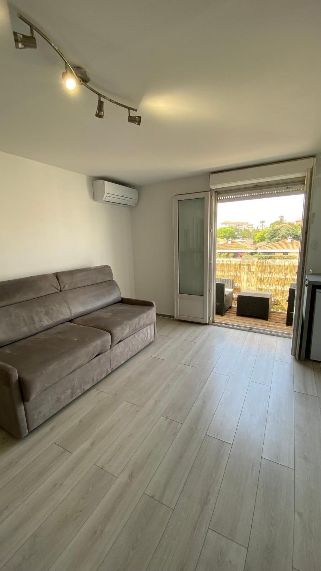 Superbe Studio Proche Palais Et Plages A Pieds Cannes Exterior foto